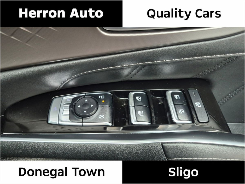 2025 Kia Sorento - image 6