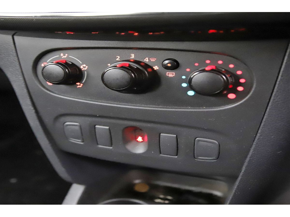 2021 Dacia Sandero 1.0 ALTERNATIVE SCE 75BHP 5SPD €10,890