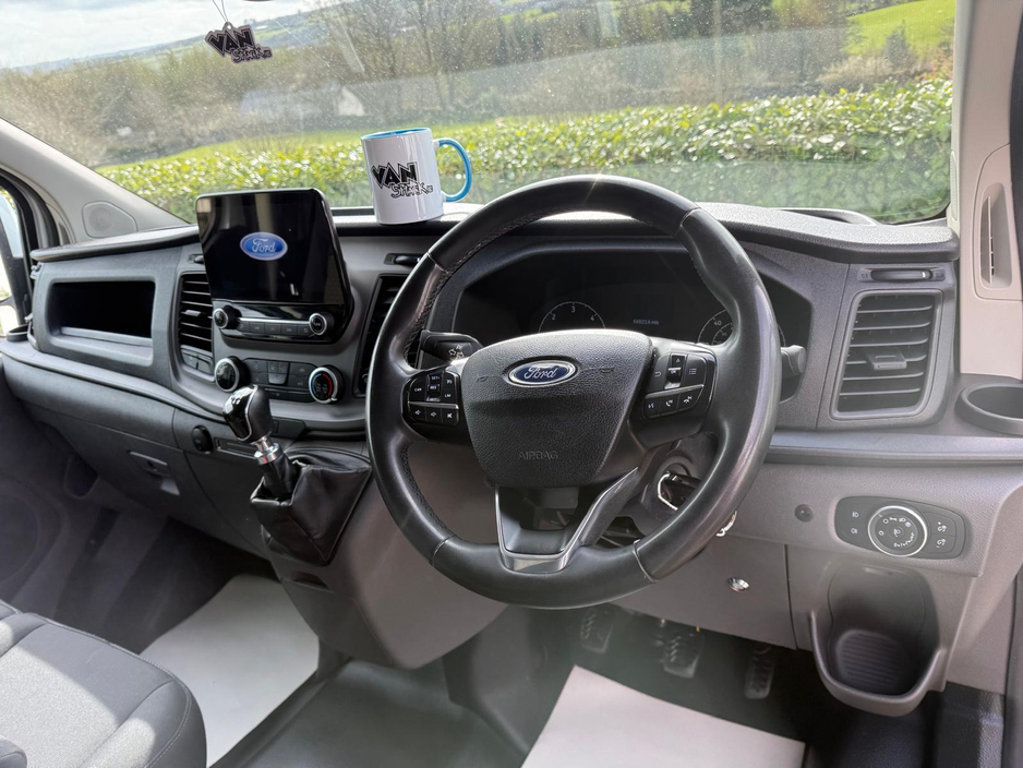 2022 Ford Transit - image 14