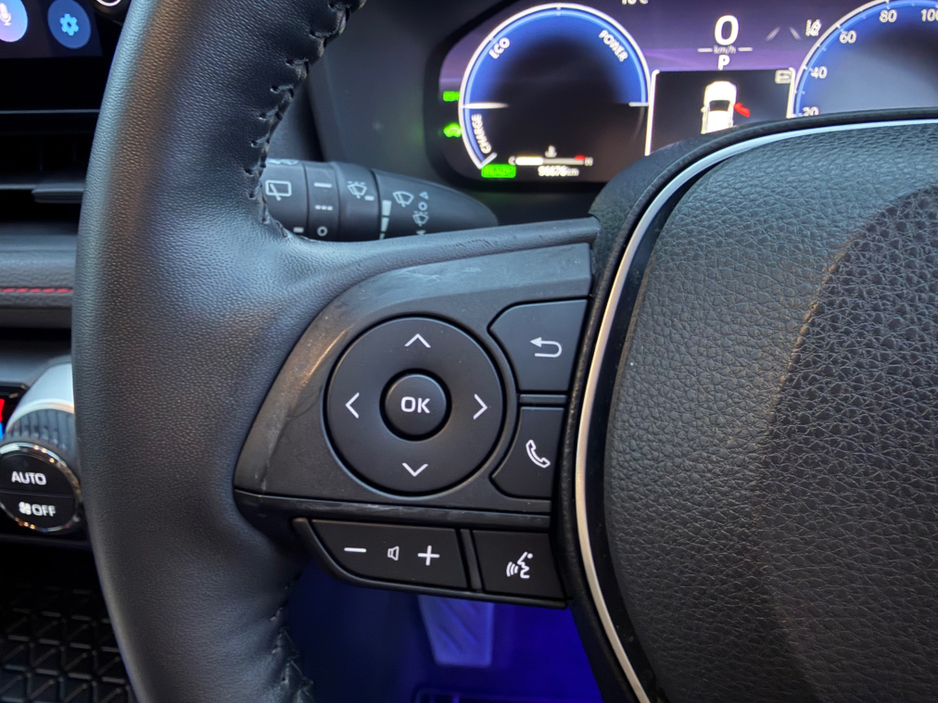 2023 Toyota Rav4 - image 30