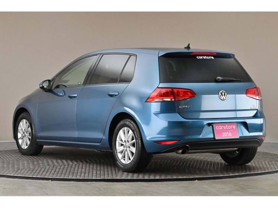 2016 Volkswagen Golf - image 7