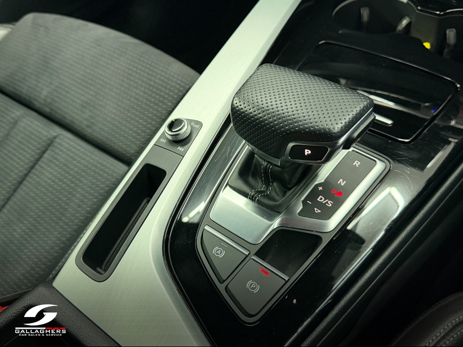 2022 Audi A4 - image 24