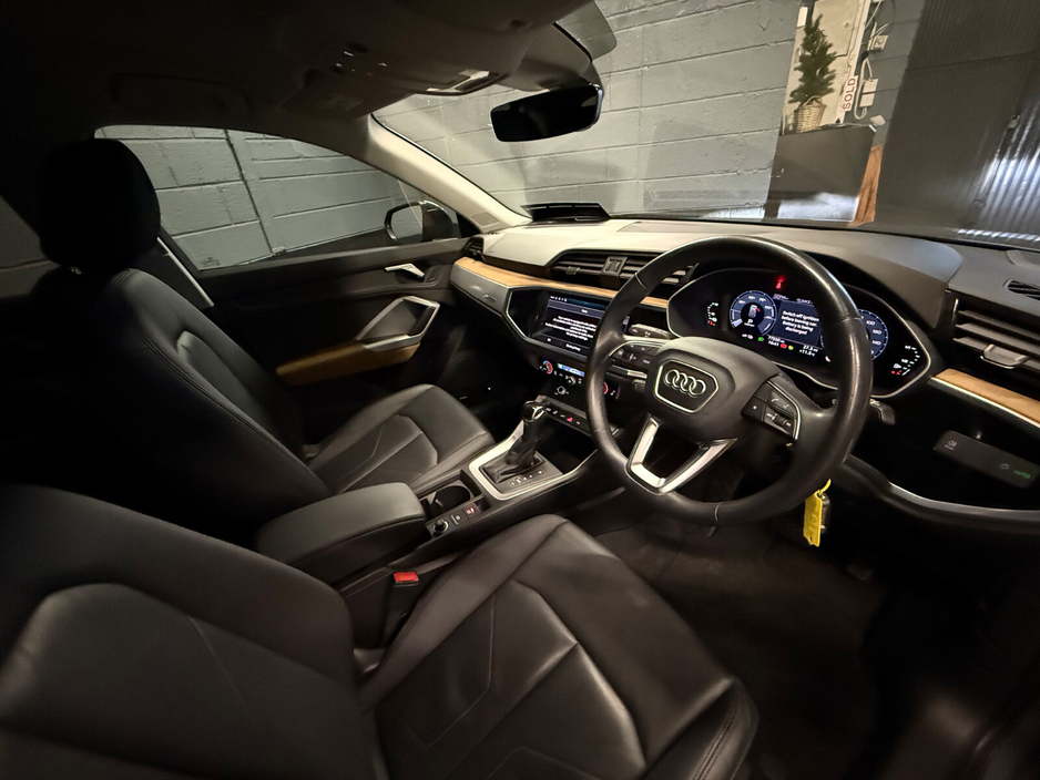 2022 Audi Q3 - image 8