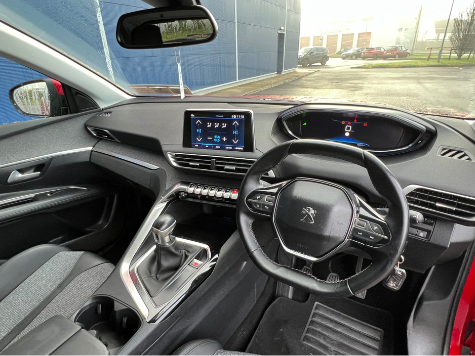 2019 Peugeot 3008 ALLURE 1.5 BLUE HDI 130 6 6.2 4DR €17,900