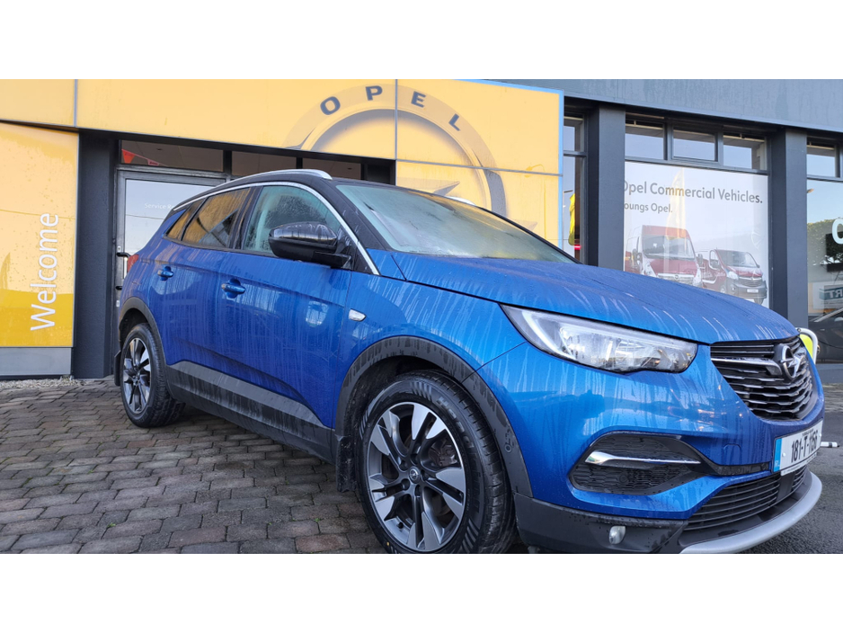 2018 Opel Grandland X - image 3
