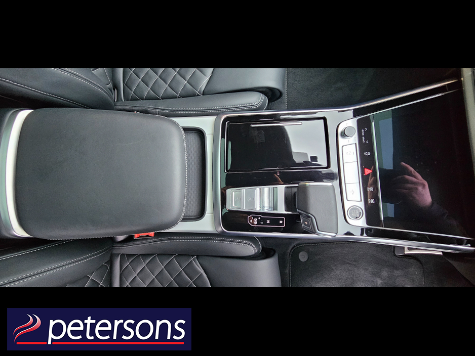 2025 Audi Q8 490PS QUATTRO S-LINE AUTOMATIC - PANORAMIC ROOF €104,950