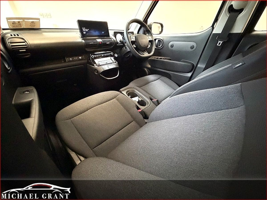 2026 Hyundai Inster 2026 Signature 42 kW ONLY 60KM / HIGH SPEC €20,450