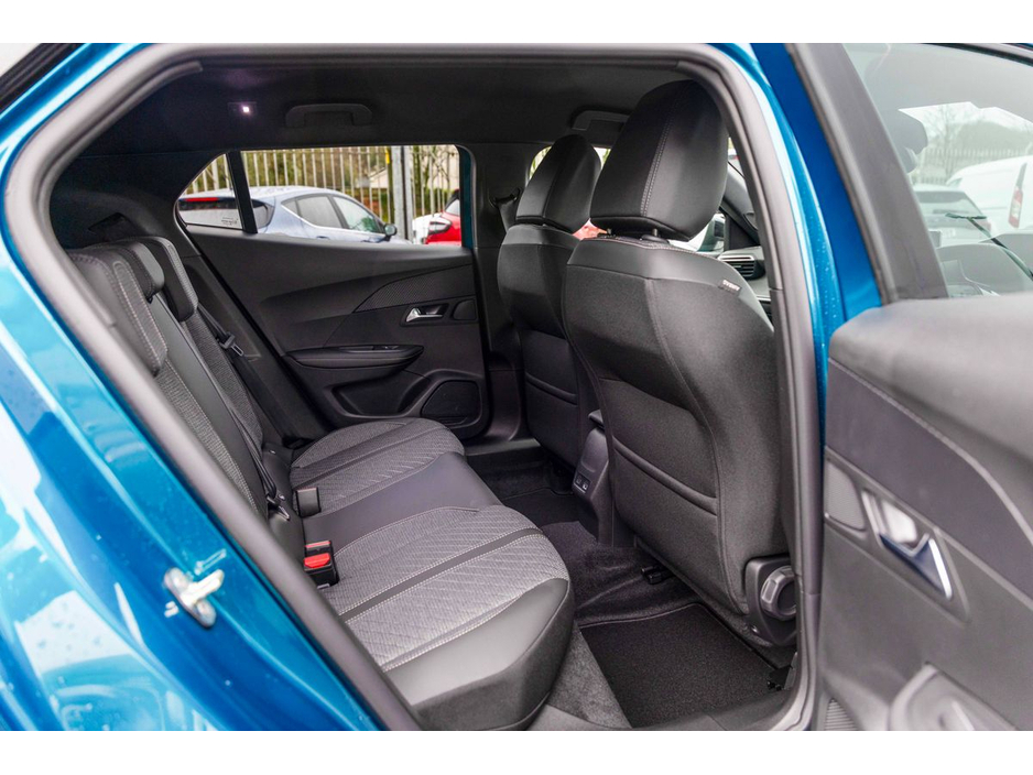 2026 Peugeot 2008 2026 Peugeot 2008 Electric 156bhp (54 kWh) Allure