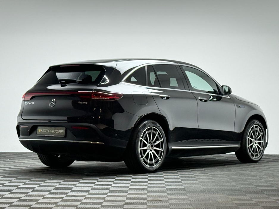2022 Mercedes-Benz EQC - image 7