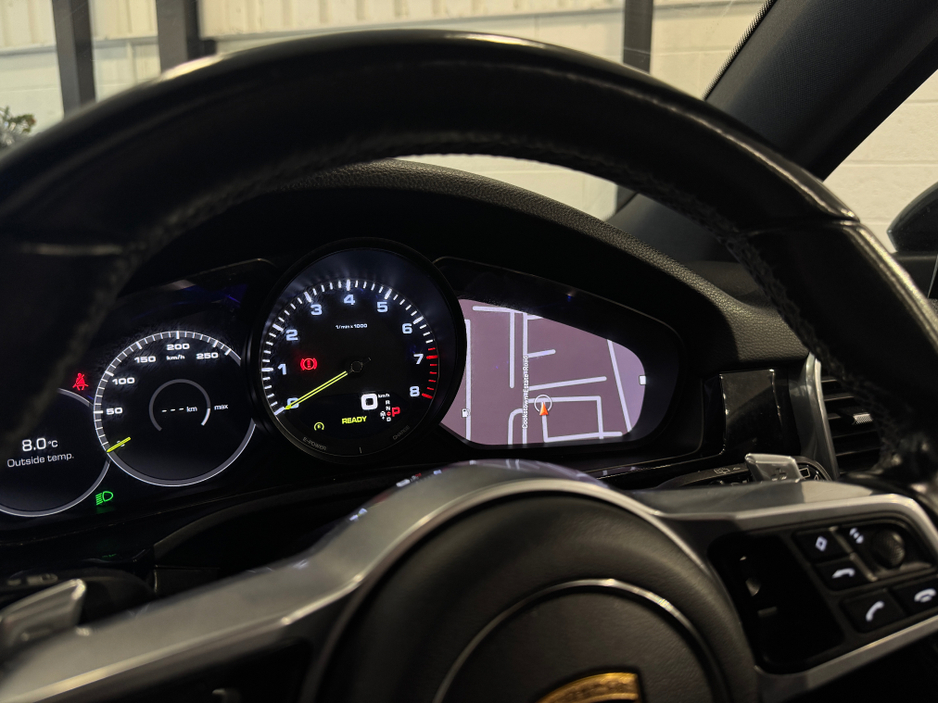 2019 Porsche Cayenne V6 E-HYBRID AUTO €59,899