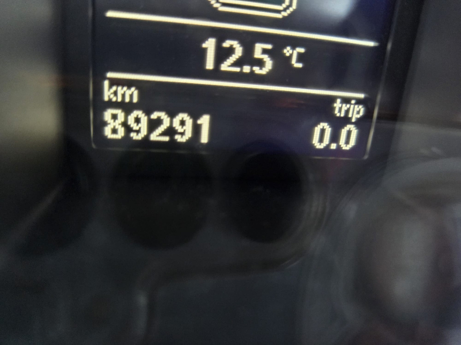 2013 Volkswagen Passat - image 23