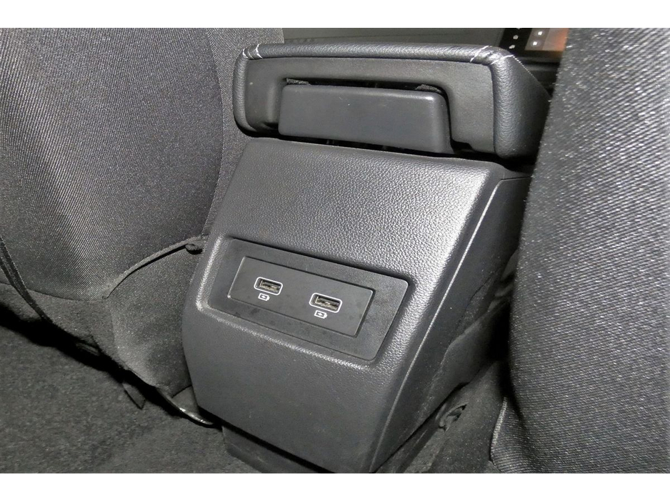 2022 Dacia Duster - image 28