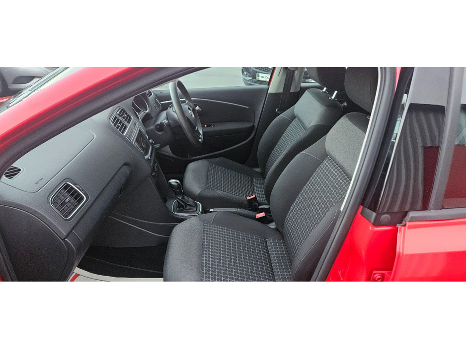 2017 Volkswagen Polo - image 21