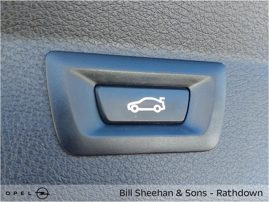 2020 BMW 2 Series - image 11