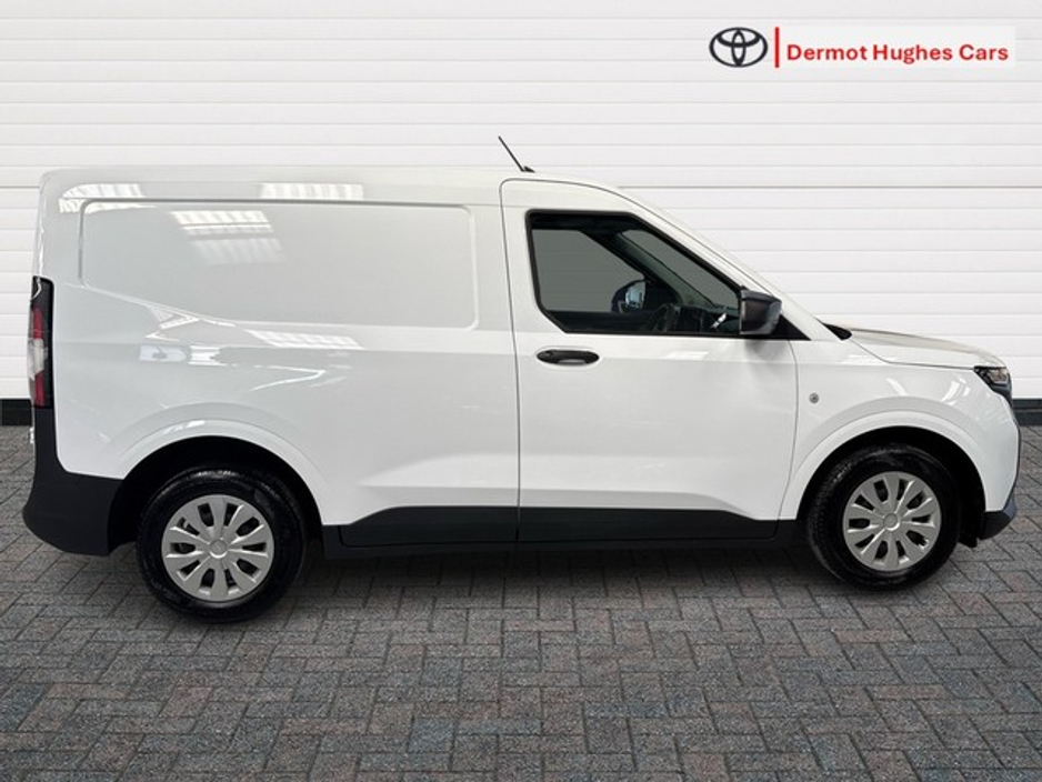 2025 Ford Courier TREND 1.5L ECOBLUE 100PS M6 FW €18,300