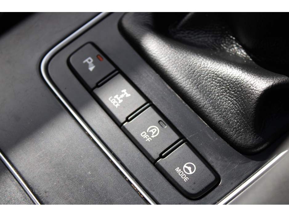 2016 Kia Sorento - image 17