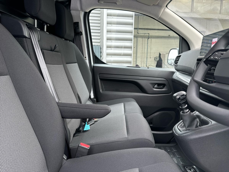 2026 Peugeot Expert 1.5HDI 120BHP PRO *5YR WARRANTY* €140 P/W €30,056