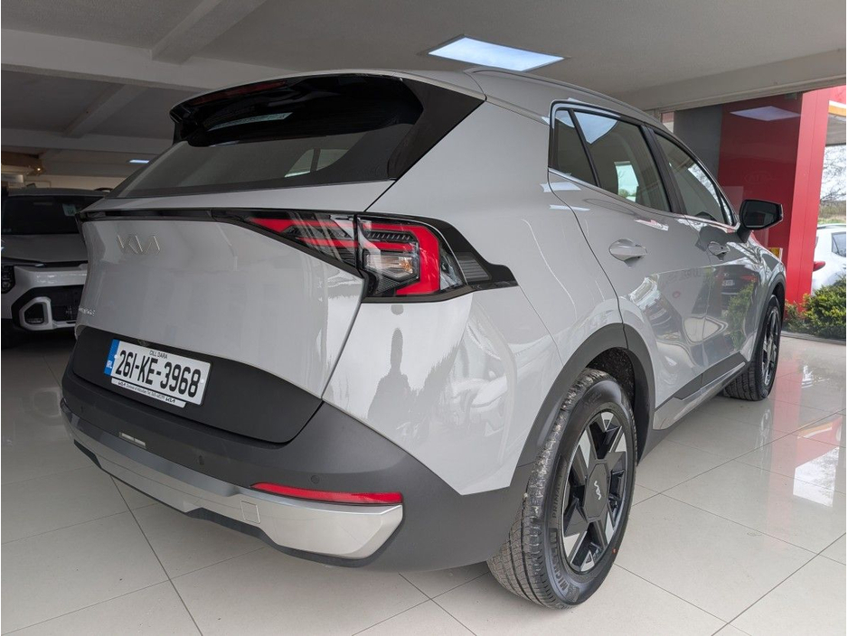 2026 Kia Sportage - image 4