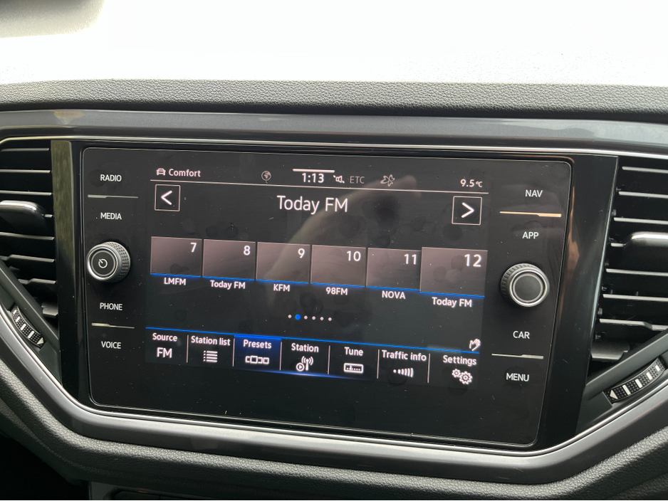 2021 Volkswagen T-Roc - image 22