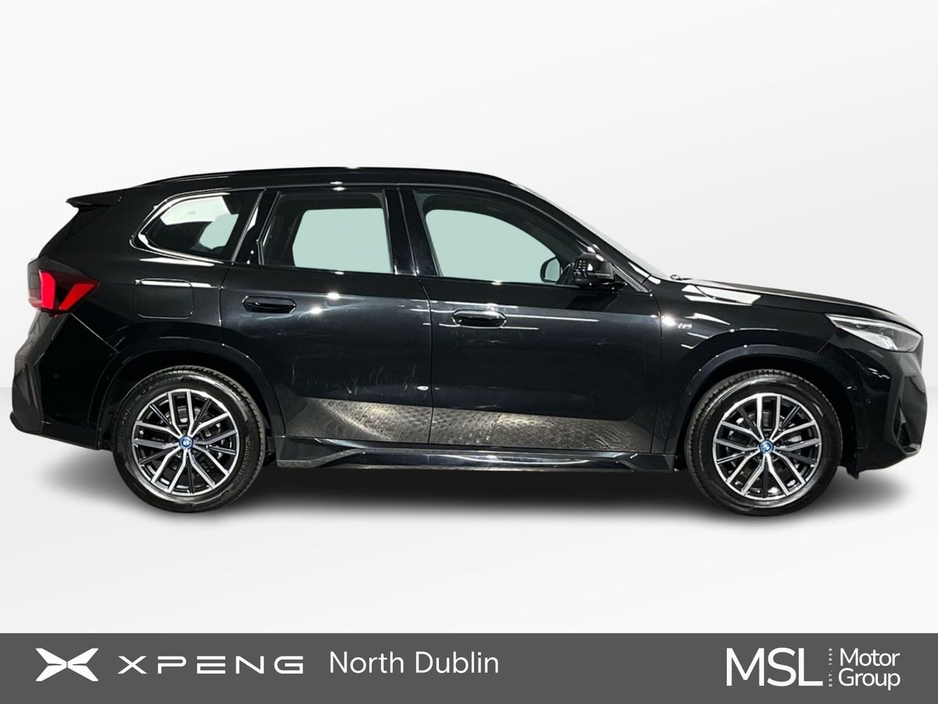 2024 BMW iX1 - image 5