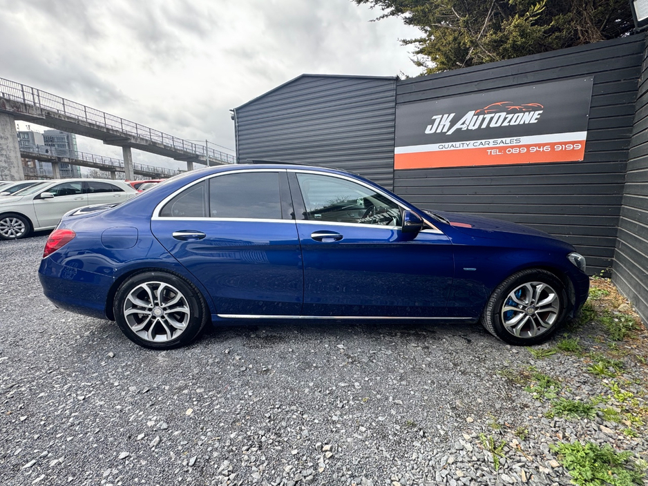 2016 Mercedes-Benz C Class - image 7