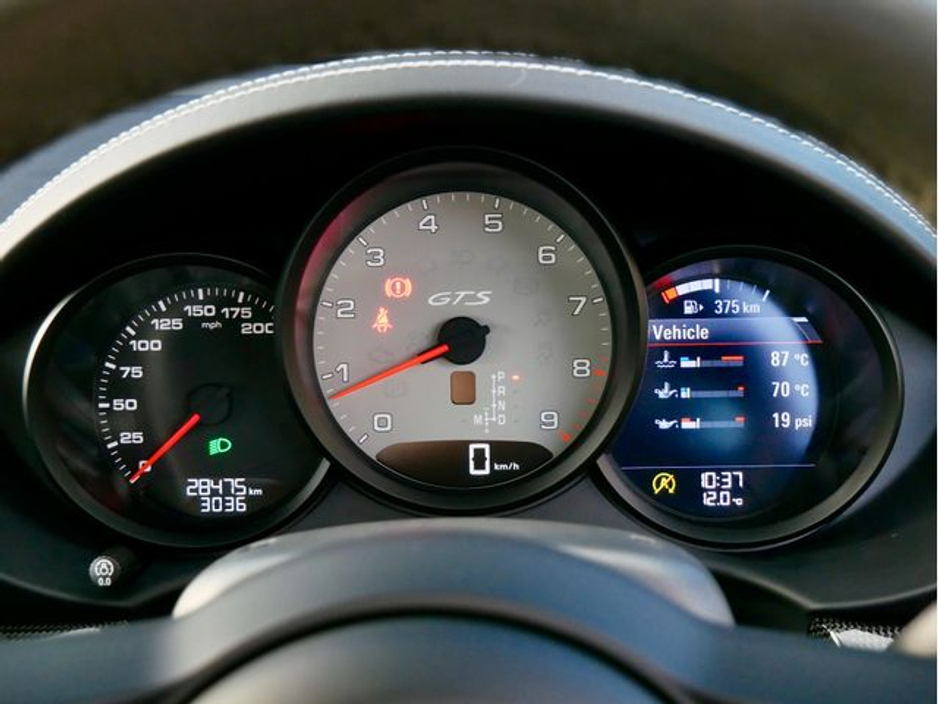 2023 Porsche Cayman - image 27