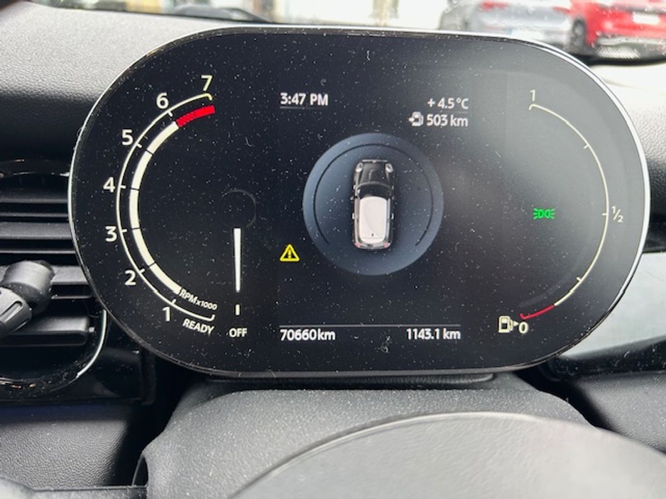 2022 MINI Hatch - image 11