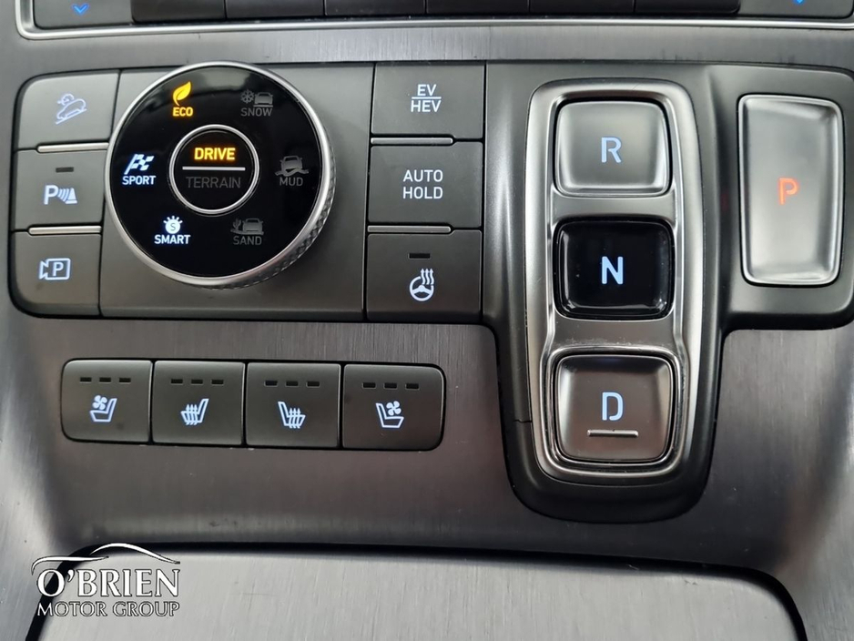 2022 Hyundai Santa Fe - image 14