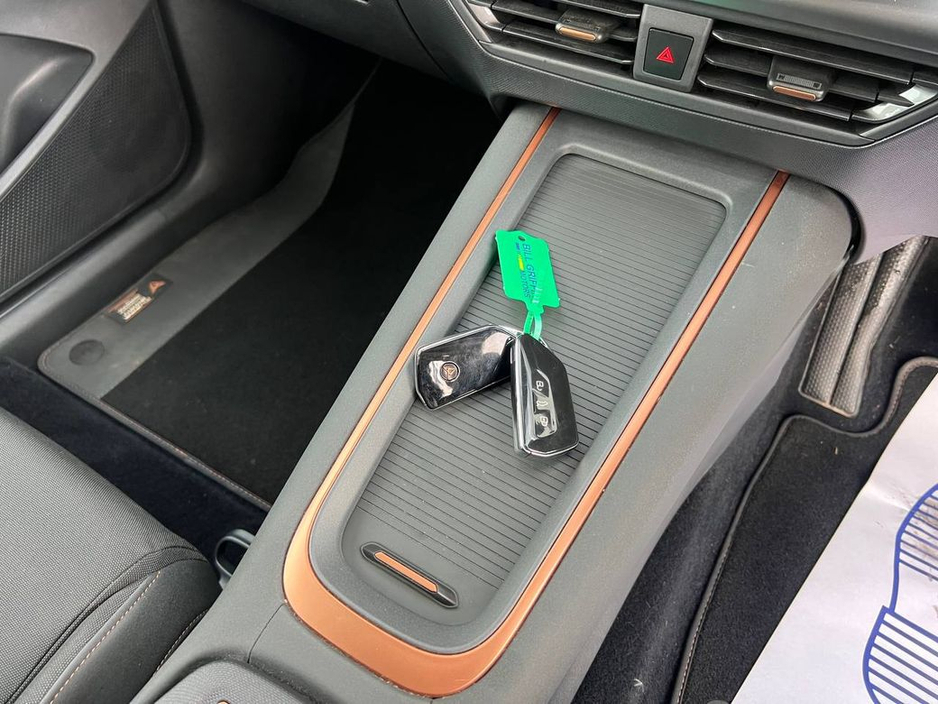 2023 Cupra Born V1 58KWH // VERY LOW MILEAGE // ADAPTIVE CRUISE CONTROL // HEATED STEERING WHEEL €23,900