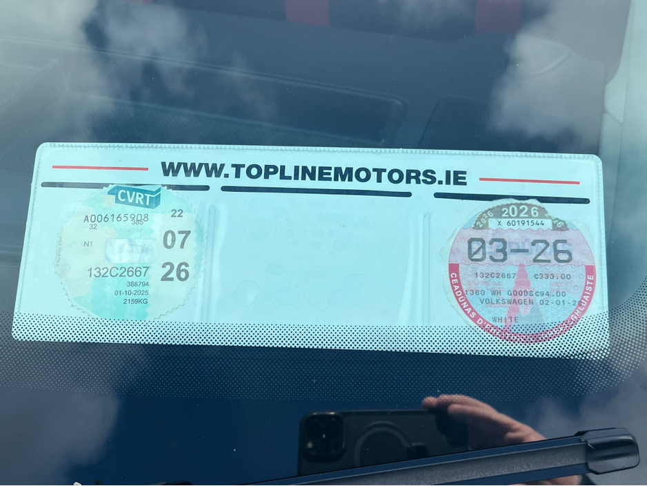 2013 Volkswagen Caddy - image 2