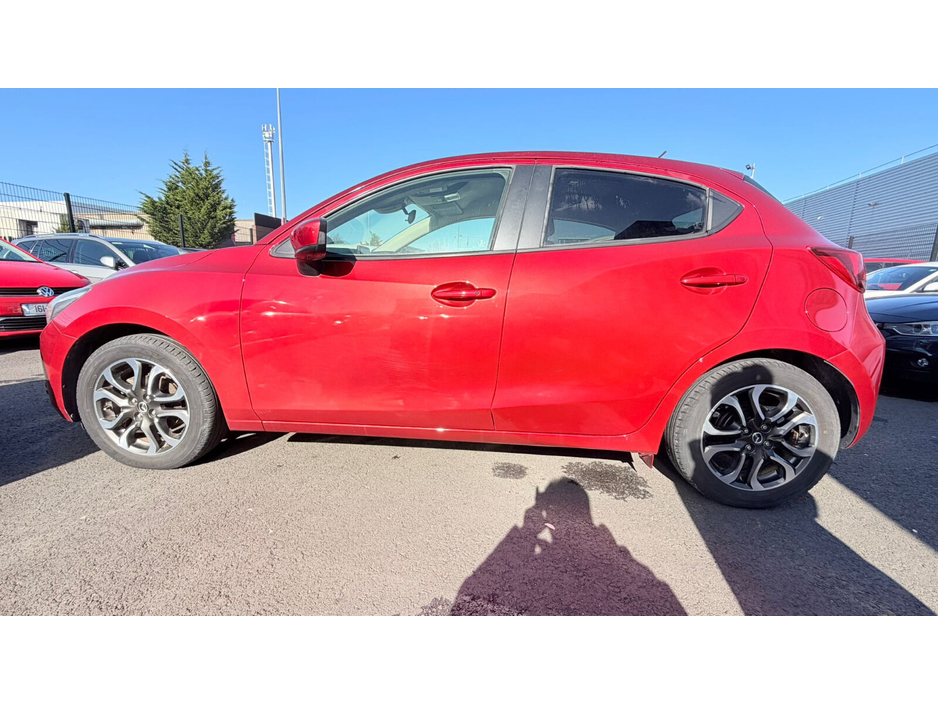 2015 Mazda Demio - image 5