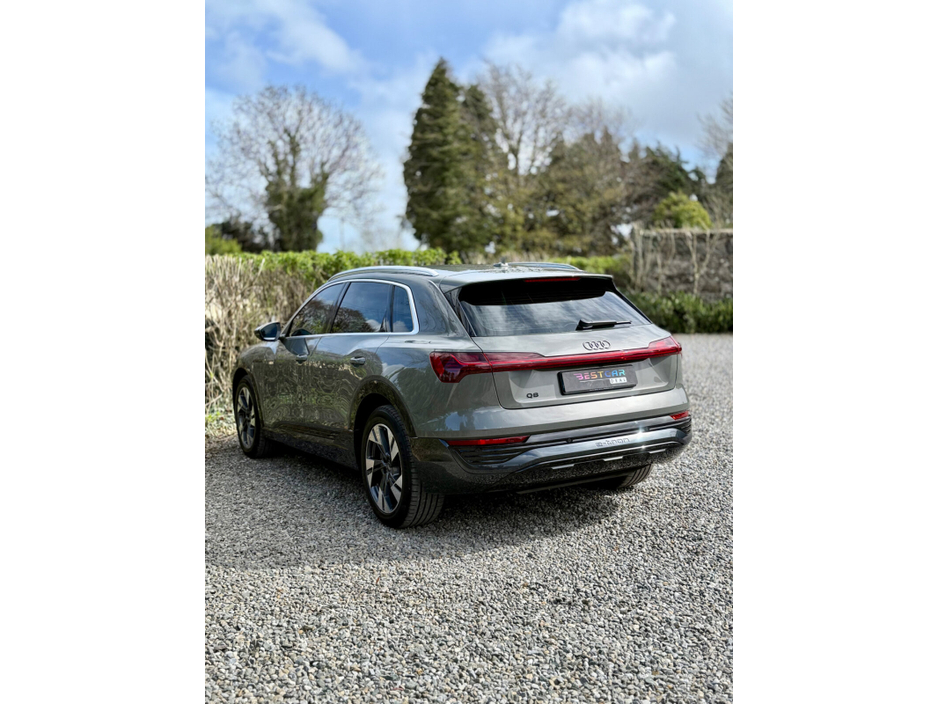 2024 Audi Q8 - image 17