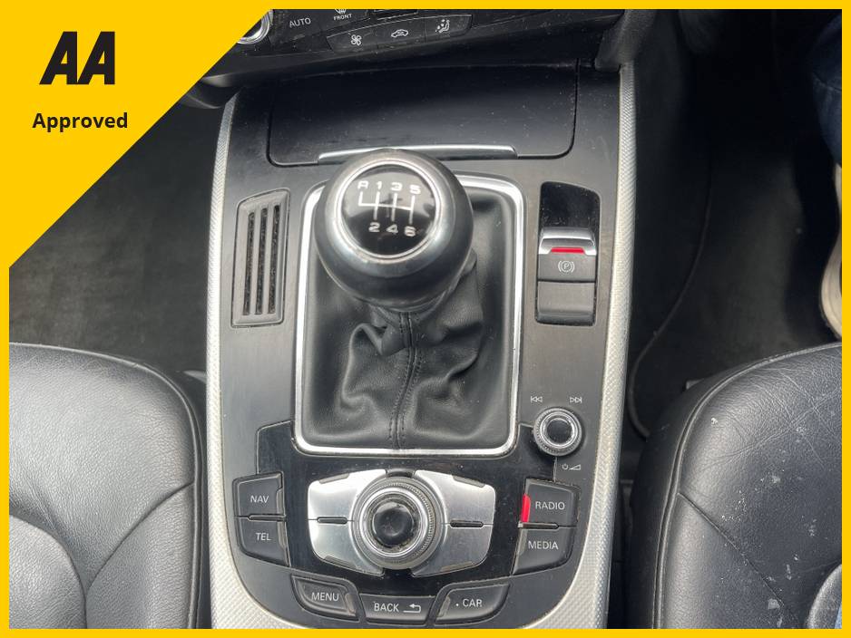 2014 Audi A4 - image 8