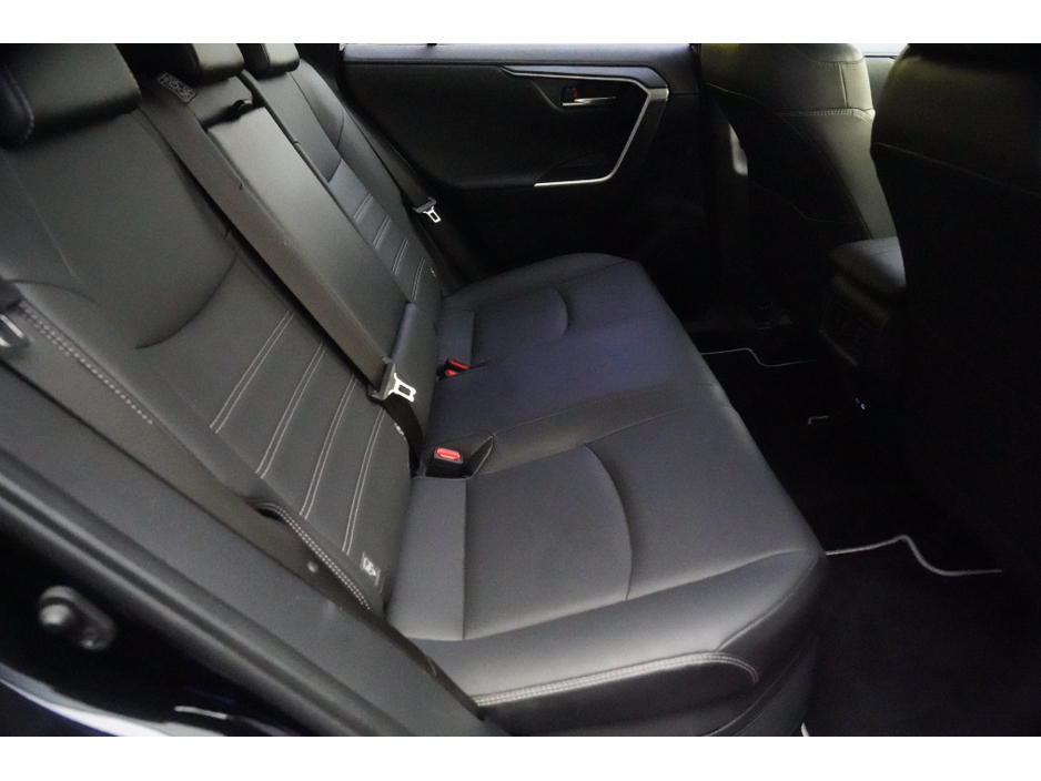 2022 Toyota Rav4 - image 19