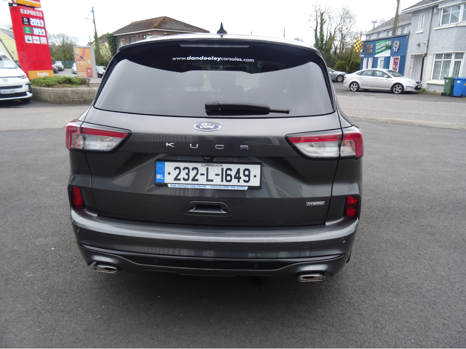 2023 Ford Kuga - image 13