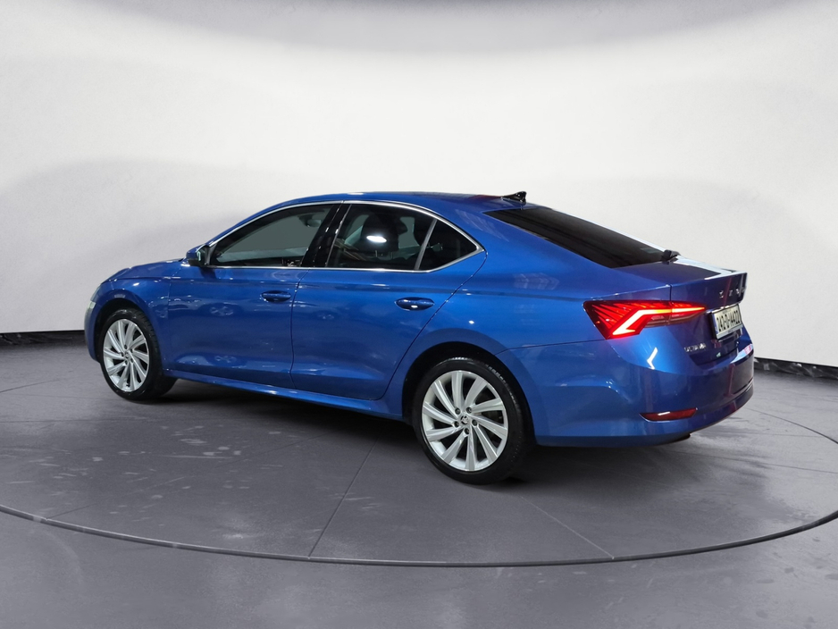 2024 Skoda Octavia - image 8