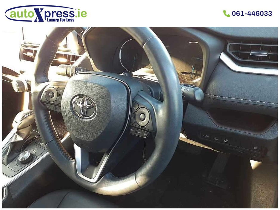 2021 Toyota Rav4 - image 4