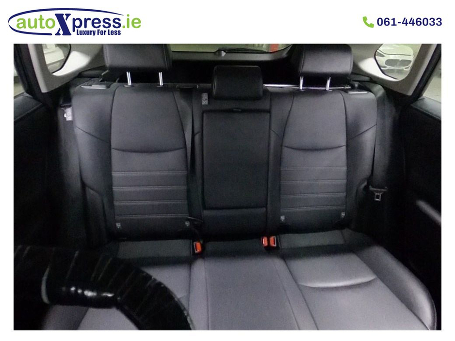 2021 Toyota Rav4 - image 4