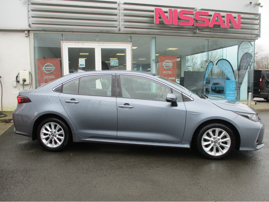 2020 Toyota Corolla - image 3