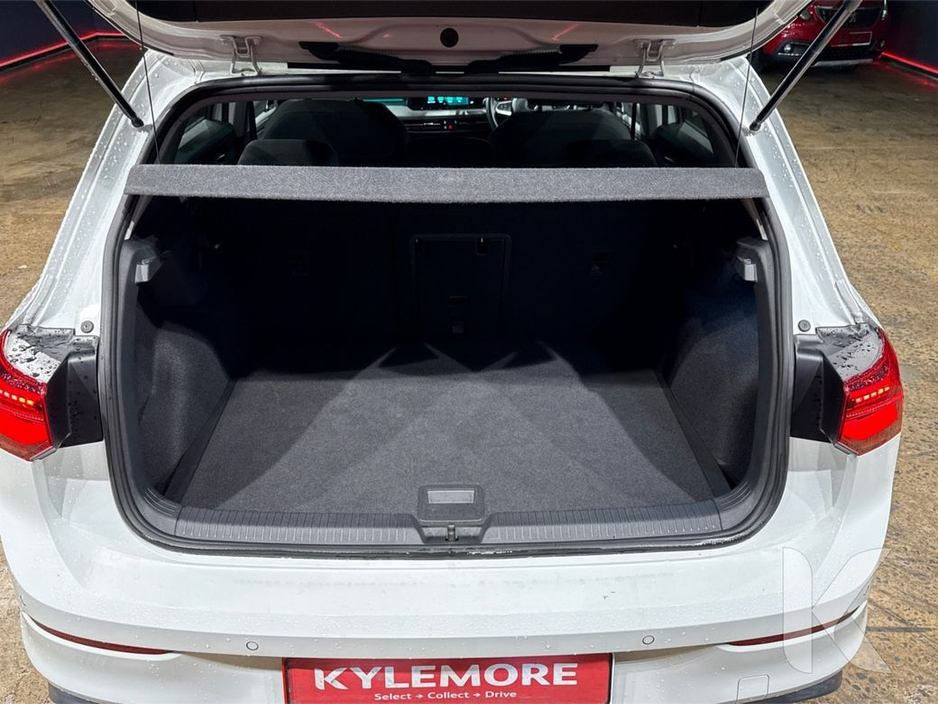 2021 Volkswagen Golf ETSI ACTIVE - FACTORY ALLOYS - DIGITAL DASH - PADDLE SHIFT - REVERSE CAMERA €23,950