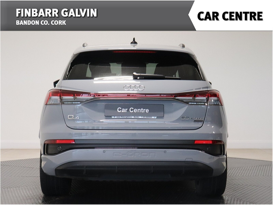 2022 Audi e-tron - image 13