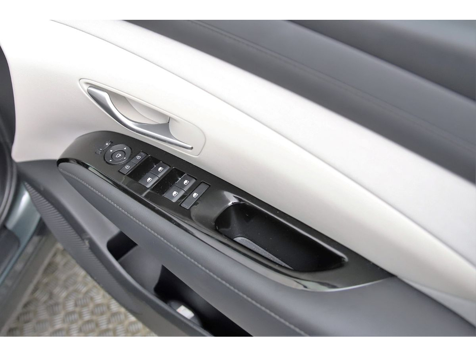 2024 Hyundai Tucson 1.6 EXECUTIVE 6SPD *BEIGE LEATHER* €35,890