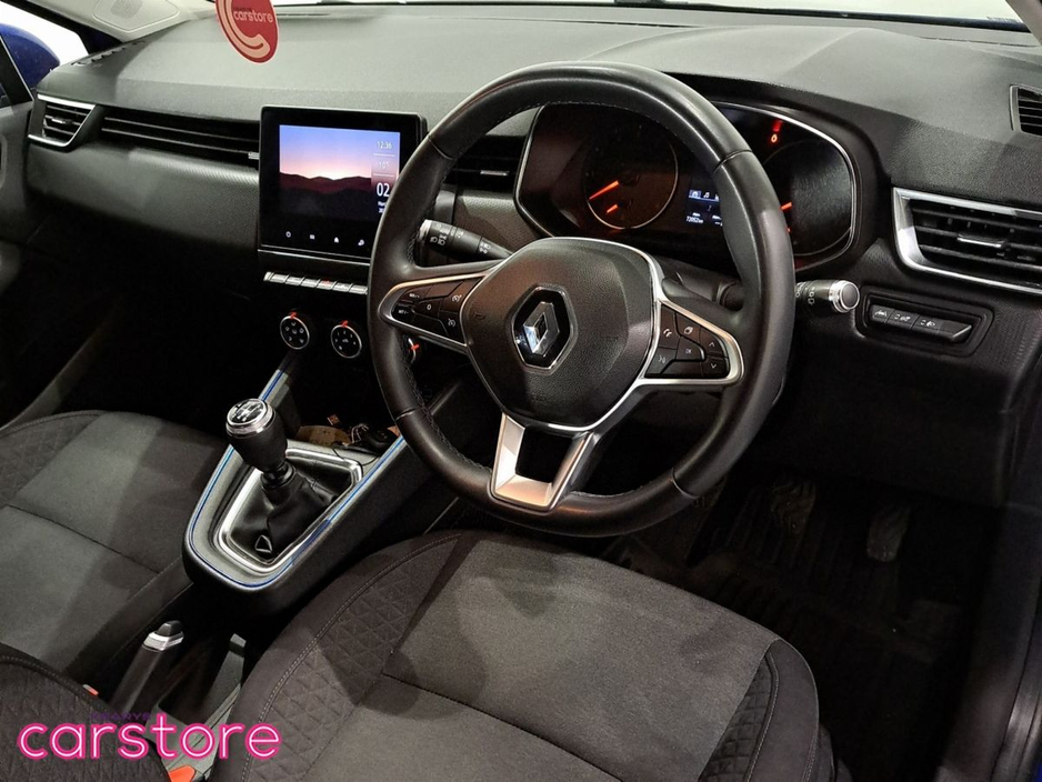 2021 Renault Clio - image 15