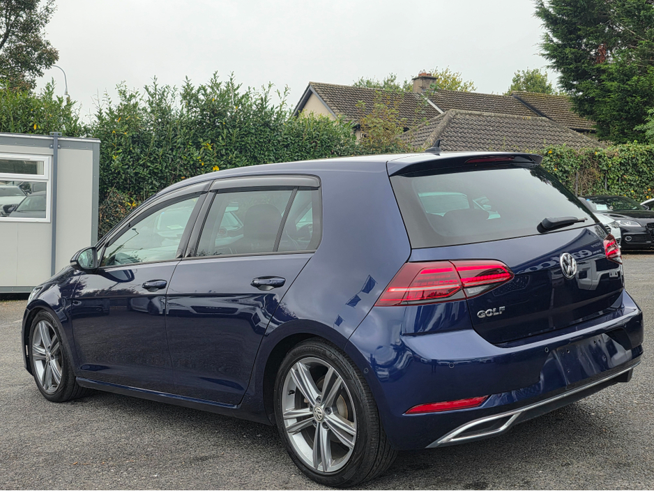 2019 Volkswagen Golf ( 192 REG ) HIGHLINE FULL LEATHER SEATS HEATED ELECTRIC SEATS SAT NAV PACK - VIRTUAL CLOCKS -REVERSE CAMERA - NAVIGATION - CARPLAY - ANDROID AUTO- BLIND SPOT REAR TRAFFIC ASSIST - DISCOVER PRO €22,950