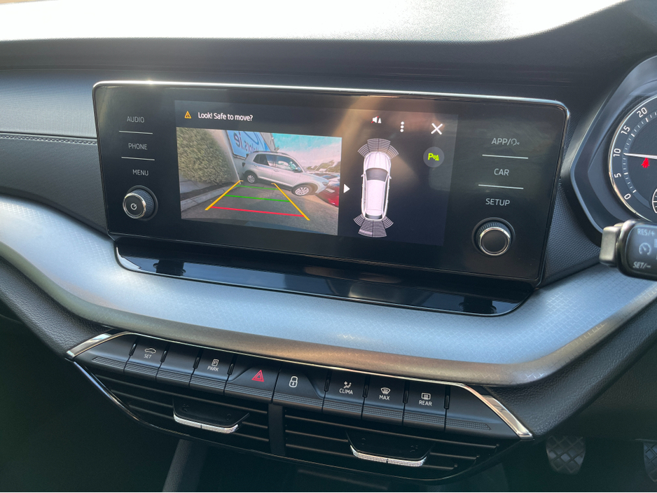 2024 Skoda Octavia COMBI ESTATE AMBITION 2.0 TDI DIESEL //WINTER SALE €1000 REDUCTION//REVERSE CAMERA// €28,950