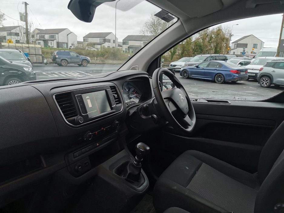 2023 Citroen Dispatch - image 6