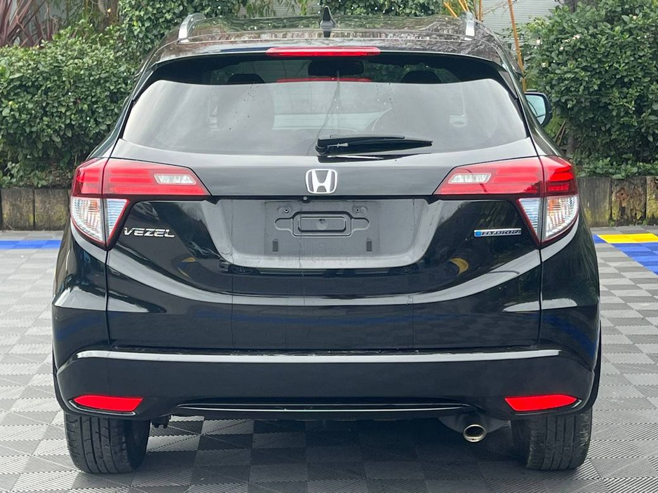 2016 Honda Vezel - image 16