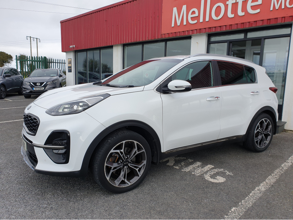 2019 Kia Sportage - image 2