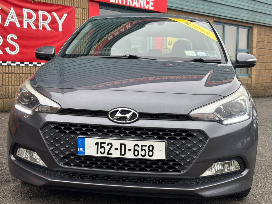 2015 Hyundai i20 - image 3