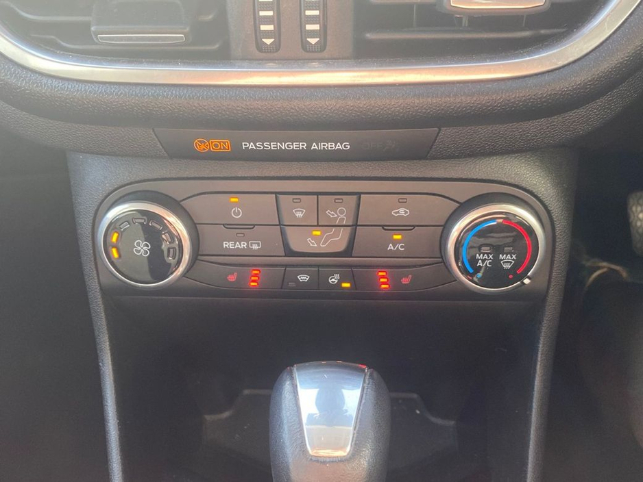 2019 Ford Fiesta - image 22